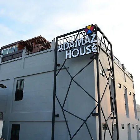 Hotel Adamaz House